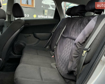 Сірий Хендай i30, об'ємом двигуна 1.58 л та пробігом 245 тис. км за 7500 $, фото 16 на Automoto.ua