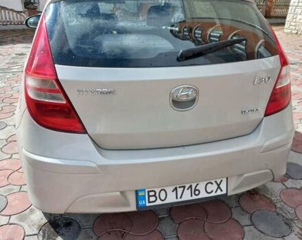 Серый Хендай i30, объемом двигателя 1.6 л и пробегом 190 тыс. км за 5800 $, фото 7 на Automoto.ua