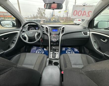 Серый Хендай i30, объемом двигателя 1.6 л и пробегом 192 тыс. км за 8400 $, фото 6 на Automoto.ua