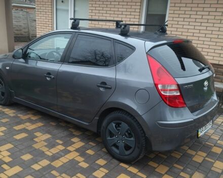 Сірий Хендай i30, об'ємом двигуна 1.6 л та пробігом 198 тис. км за 7500 $, фото 7 на Automoto.ua