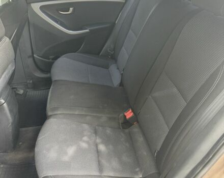 Сірий Хендай i30, об'ємом двигуна 1.4 л та пробігом 211 тис. км за 6500 $, фото 12 на Automoto.ua