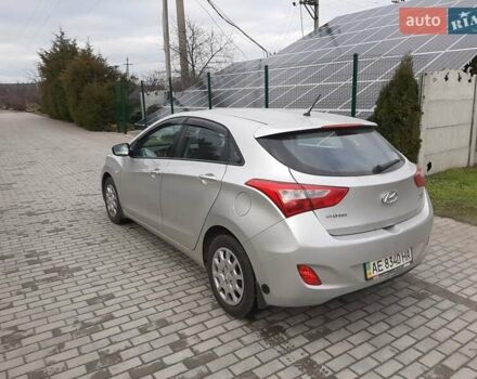 Серый Хендай i30, объемом двигателя 1.4 л и пробегом 72 тыс. км за 9500 $, фото 12 на Automoto.ua