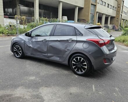Серый Хендай i30, объемом двигателя 1.6 л и пробегом 150 тыс. км за 5200 $, фото 4 на Automoto.ua