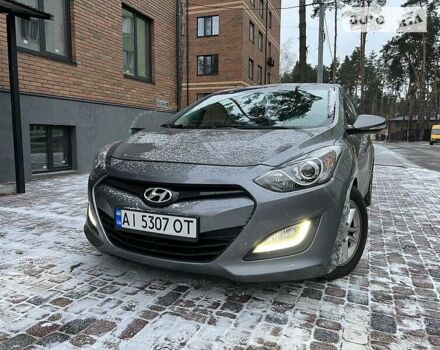 Сірий Хендай i30, об'ємом двигуна 1.6 л та пробігом 155 тис. км за 10700 $, фото 4 на Automoto.ua