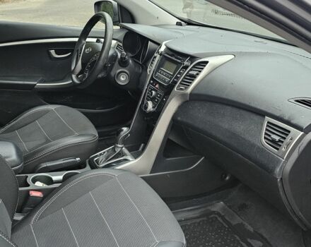 Серый Хендай i30, объемом двигателя 1.6 л и пробегом 150 тыс. км за 5200 $, фото 18 на Automoto.ua
