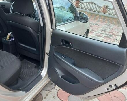 Серый Хендай i30, объемом двигателя 1.6 л и пробегом 190 тыс. км за 5800 $, фото 3 на Automoto.ua