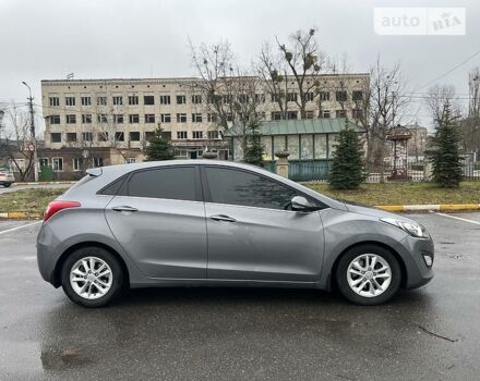 Сірий Хендай i30, об'ємом двигуна 1.6 л та пробігом 155 тис. км за 10700 $, фото 10 на Automoto.ua