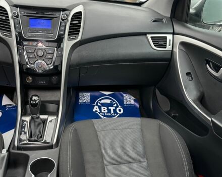 Серый Хендай i30, объемом двигателя 1.6 л и пробегом 192 тыс. км за 8400 $, фото 5 на Automoto.ua