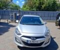 Серый Хендай i30, объемом двигателя 1.4 л и пробегом 182 тыс. км за 7700 $, фото 1 на Automoto.ua