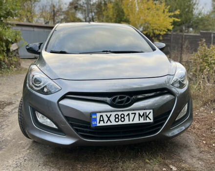 Серый Хендай i30, объемом двигателя 1.4 л и пробегом 120 тыс. км за 9900 $, фото 1 на Automoto.ua