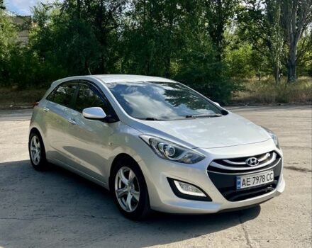 Сірий Хендай i30, об'ємом двигуна 1.4 л та пробігом 207 тис. км за 8500 $, фото 2 на Automoto.ua