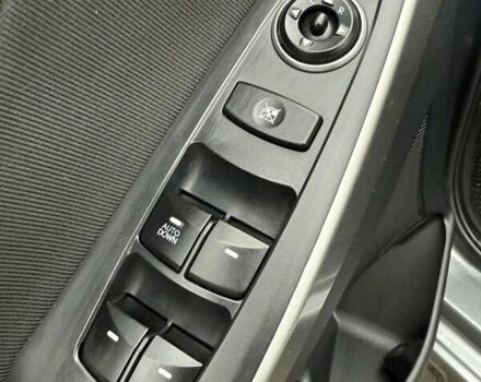 Серый Хендай i30, объемом двигателя 1.4 л и пробегом 214 тыс. км за 8500 $, фото 15 на Automoto.ua