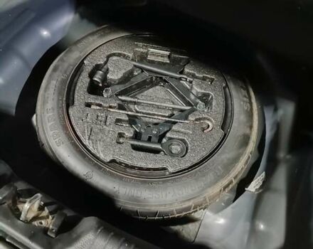 Серый Хендай i30, объемом двигателя 1.4 л и пробегом 82 тыс. км за 8400 $, фото 16 на Automoto.ua