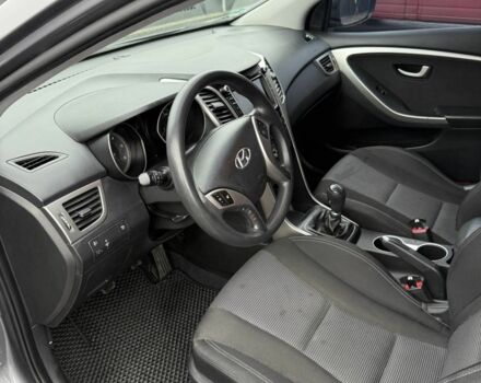 Сірий Хендай i30, об'ємом двигуна 1.4 л та пробігом 214 тис. км за 8500 $, фото 3 на Automoto.ua