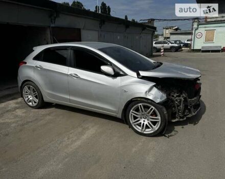 Сірий Хендай i30, об'ємом двигуна 1.4 л та пробігом 85 тис. км за 4300 $, фото 1 на Automoto.ua