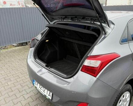 Сірий Хендай i30, об'ємом двигуна 1.4 л та пробігом 214 тис. км за 8500 $, фото 9 на Automoto.ua