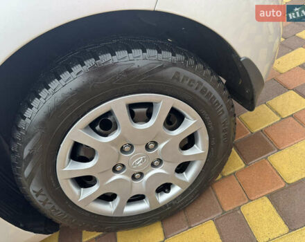 Серый Хендай i30, объемом двигателя 1.59 л и пробегом 133 тыс. км за 10500 $, фото 5 на Automoto.ua