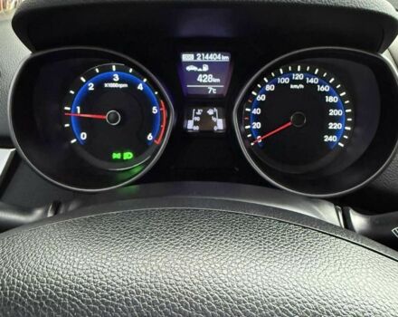 Сірий Хендай i30, об'ємом двигуна 1.4 л та пробігом 214 тис. км за 8500 $, фото 2 на Automoto.ua