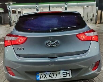 Серый Хендай i30, объемом двигателя 1.4 л и пробегом 82 тыс. км за 8400 $, фото 5 на Automoto.ua