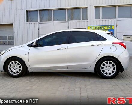Хендай i30 2013 у Херсоні на Automoto.ua Сірий Хендай i30, об'ємом двигуна 1.4 л та пробігом 86 тис. км за 9500 $, фото 2 на Automoto.ua
