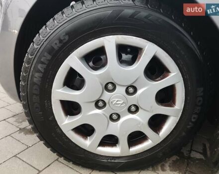 Серый Хендай i30, объемом двигателя 1.4 л и пробегом 77 тыс. км за 9100 $, фото 18 на Automoto.ua