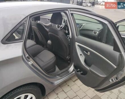 Серый Хендай i30, объемом двигателя 1.4 л и пробегом 77 тыс. км за 9100 $, фото 21 на Automoto.ua