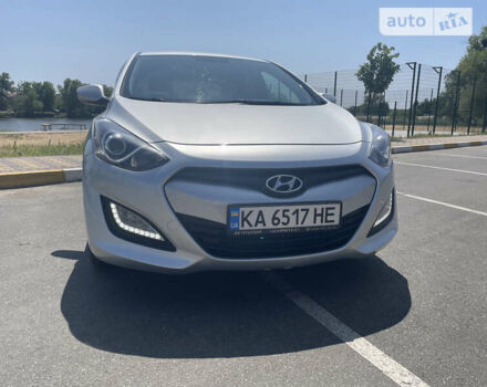 Серый Хендай i30, объемом двигателя 1.4 л и пробегом 148 тыс. км за 8600 $, фото 24 на Automoto.ua