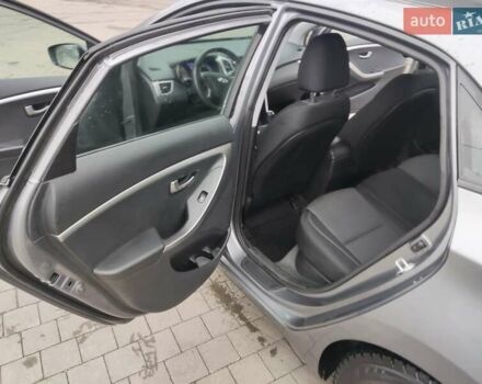 Серый Хендай i30, объемом двигателя 1.4 л и пробегом 77 тыс. км за 9100 $, фото 19 на Automoto.ua