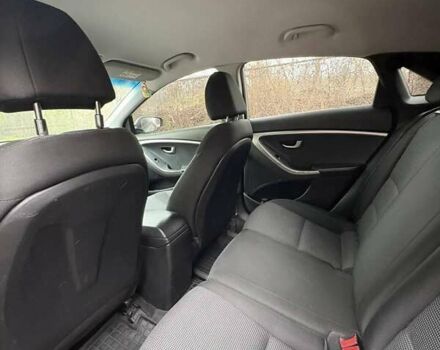 Серый Хендай i30, объемом двигателя 1.4 л и пробегом 161 тыс. км за 6900 $, фото 10 на Automoto.ua