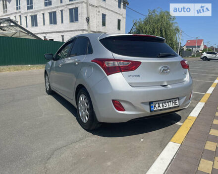 Сірий Хендай i30, об'ємом двигуна 1.4 л та пробігом 148 тис. км за 8600 $, фото 13 на Automoto.ua