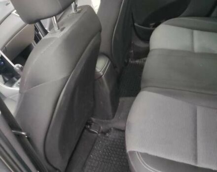 Серый Хендай i30, объемом двигателя 1.4 л и пробегом 77 тыс. км за 9100 $, фото 20 на Automoto.ua