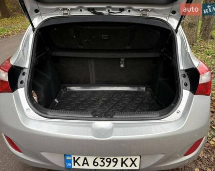 Серый Хендай i30, объемом двигателя 1.4 л и пробегом 161 тыс. км за 6900 $, фото 6 на Automoto.ua