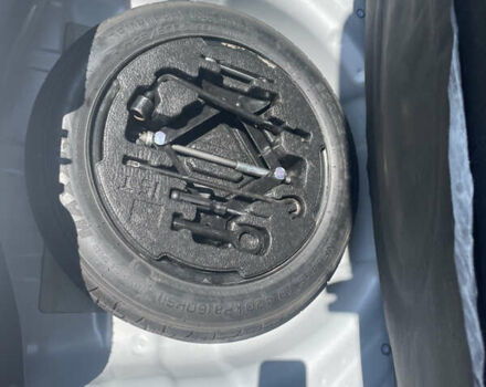 Сірий Хендай i30, об'ємом двигуна 1.4 л та пробігом 148 тис. км за 8600 $, фото 48 на Automoto.ua