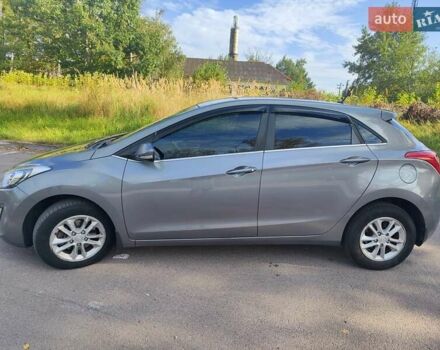 Серый Хендай i30, объемом двигателя 1.58 л и пробегом 150 тыс. км за 11200 $, фото 3 на Automoto.ua