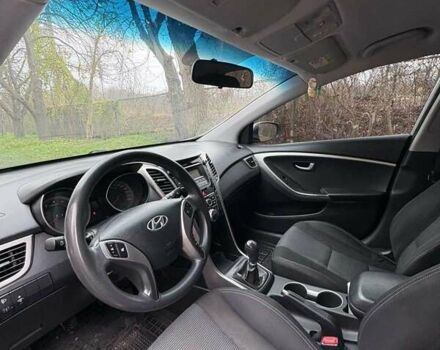 Серый Хендай i30, объемом двигателя 1.4 л и пробегом 161 тыс. км за 6900 $, фото 12 на Automoto.ua