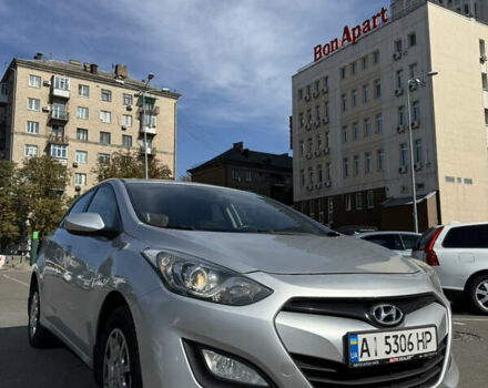 Серый Хендай i30, объемом двигателя 1.4 л и пробегом 254 тыс. км за 7500 $, фото 1 на Automoto.ua