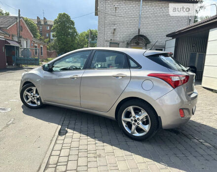 Сірий Хендай i30, об'ємом двигуна 1.4 л та пробігом 207 тис. км за 8999 $, фото 14 на Automoto.ua