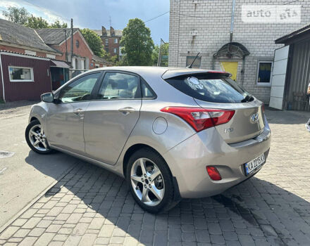 Серый Хендай i30, объемом двигателя 1.4 л и пробегом 207 тыс. км за 8999 $, фото 12 на Automoto.ua