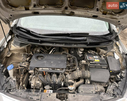 Серый Хендай i30, объемом двигателя 1.37 л и пробегом 130 тыс. км за 8800 $, фото 17 на Automoto.ua