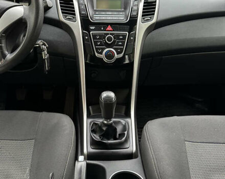 Серый Хендай i30, объемом двигателя 1.37 л и пробегом 130 тыс. км за 8800 $, фото 35 на Automoto.ua