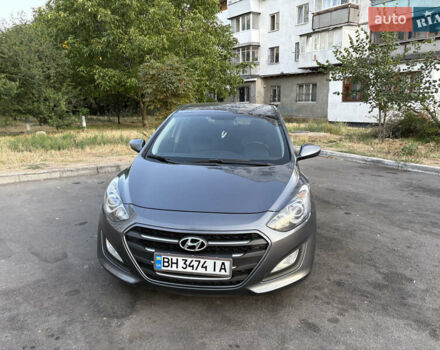 Серый Хендай i30, объемом двигателя 1.59 л и пробегом 178 тыс. км за 11800 $, фото 2 на Automoto.ua