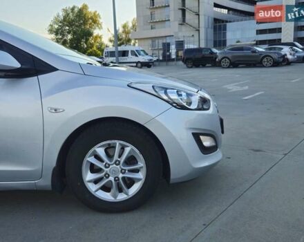 Серый Хендай i30, объемом двигателя 1.59 л и пробегом 83 тыс. км за 13500 $, фото 10 на Automoto.ua
