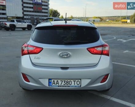 Серый Хендай i30, объемом двигателя 1.59 л и пробегом 83 тыс. км за 13500 $, фото 7 на Automoto.ua