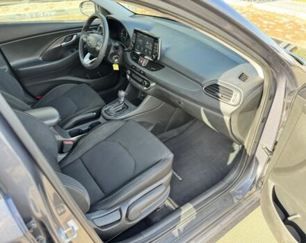 Серый Хендай i30, объемом двигателя 2 л и пробегом 89 тыс. км за 13100 $, фото 19 на Automoto.ua