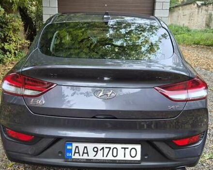 Серый Хендай i30, объемом двигателя 1.35 л и пробегом 124 тыс. км за 14500 $, фото 3 на Automoto.ua