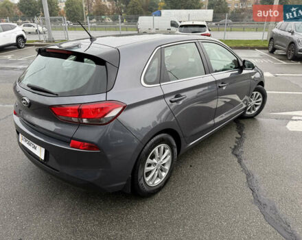 Серый Хендай i30, объемом двигателя 1.59 л и пробегом 196 тыс. км за 13700 $, фото 7 на Automoto.ua