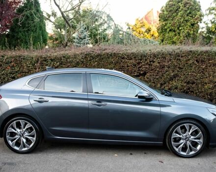 Серый Хендай i30, объемом двигателя 1.4 л и пробегом 30 тыс. км за 5599 $, фото 3 на Automoto.ua