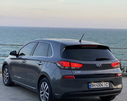 Серый Хендай i30, объемом двигателя 1.59 л и пробегом 27 тыс. км за 15900 $, фото 4 на Automoto.ua