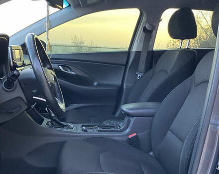 Серый Хендай i30, объемом двигателя 1.59 л и пробегом 27 тыс. км за 15900 $, фото 11 на Automoto.ua