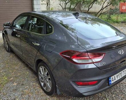 Серый Хендай i30, объемом двигателя 1.35 л и пробегом 124 тыс. км за 14500 $, фото 4 на Automoto.ua